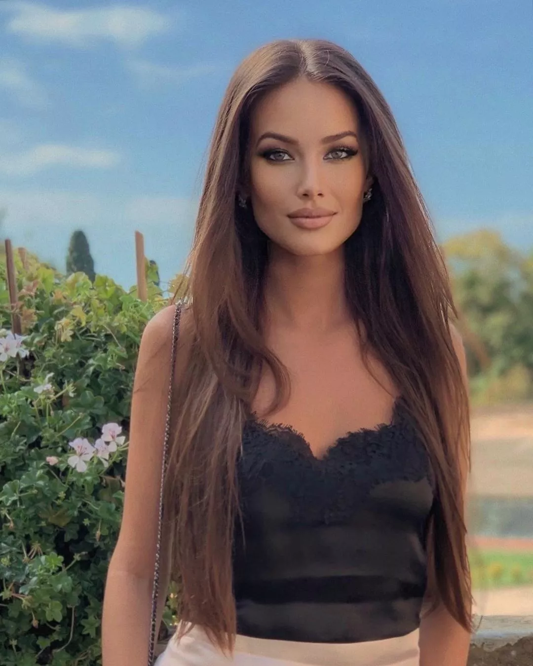 Arina Bernardini posted by dailyangels