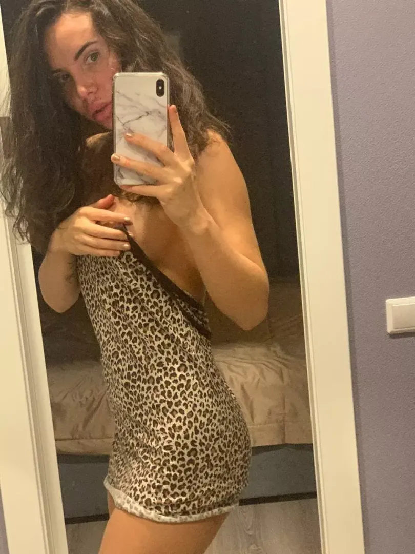 arrows up if you wanna mature alt mommy posted by charleneseductress01