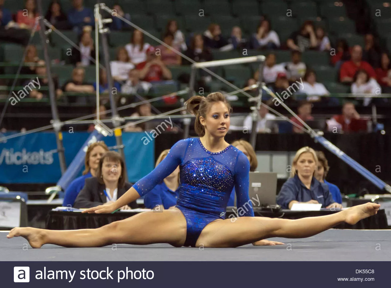 Artistic gymnast Alaina Johnson spreading her legs posted by star_form_tree