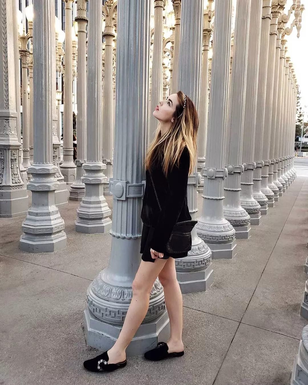 Arty 1 posted by SurpriseVixen