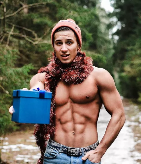 Artyom Dubovik by InitialDew