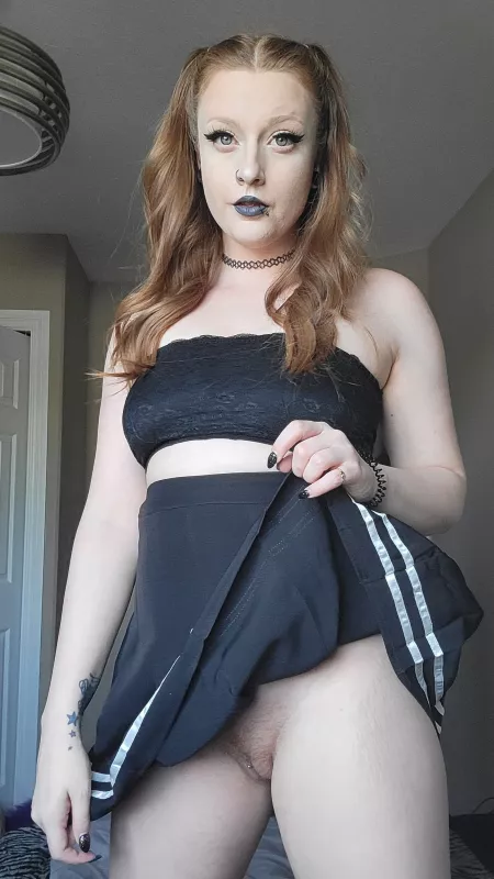 As per request I grew out my fiery little peach for you guys! by Lilah-Love