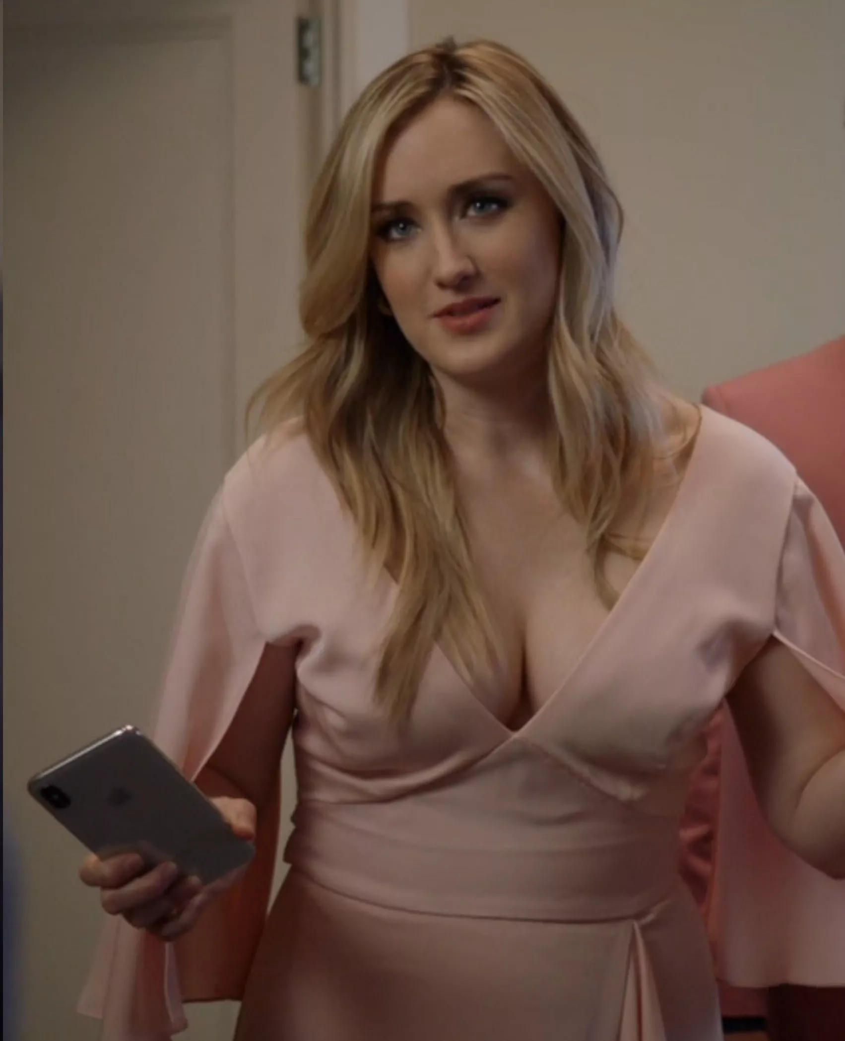 Ashley Johnson nudes | GLAMOURHOUND.COM