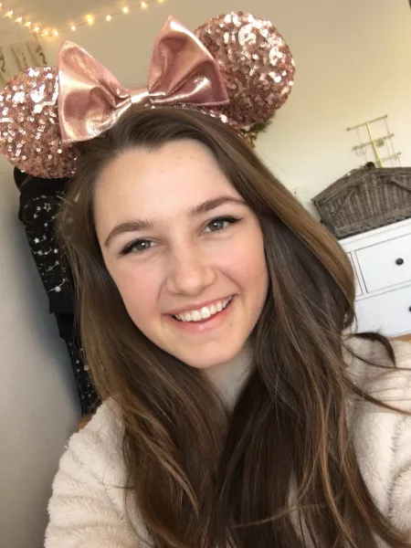 Ashley Marie by hennawolf148