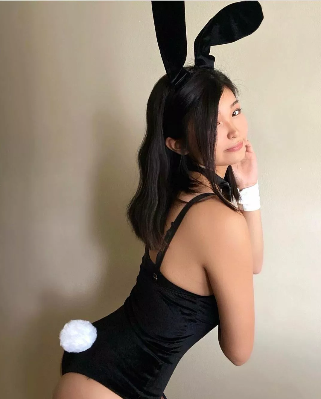 Asian bunny girl posted by MisterMysteryMan3