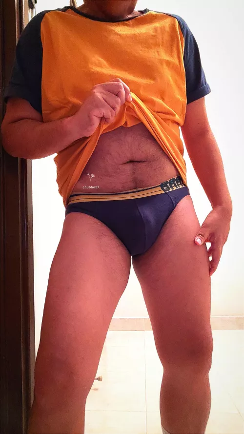 Asian dude here, paying homage to all the hot Latino papi chulo out there. 🔥💃🌶️🌮 by chubbo57