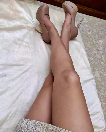 Asian girl heels by -AsianGirl