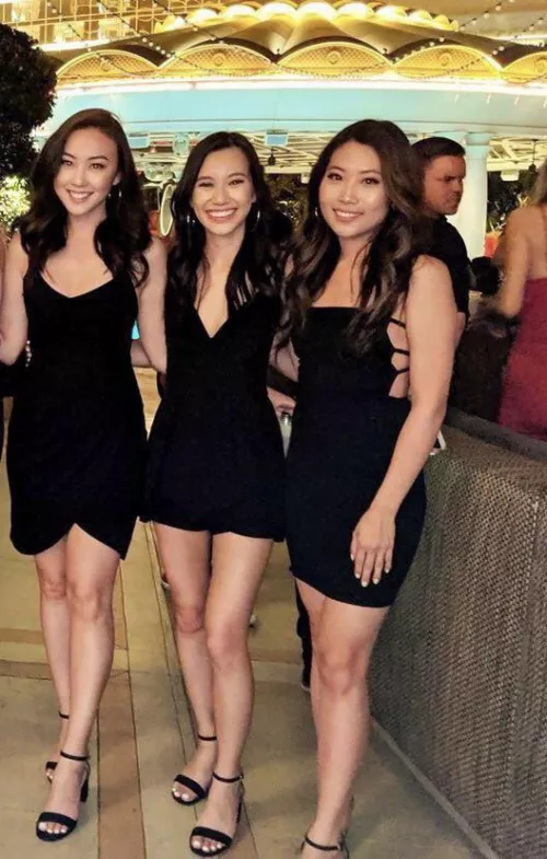 Asian Girls in Black Dresses by yunaX2