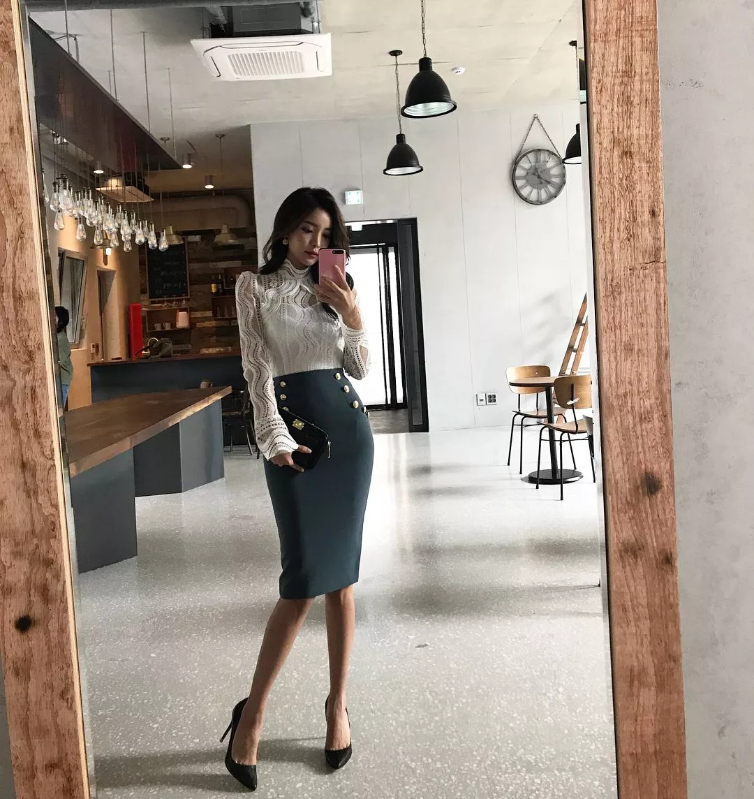 Asian lady in pencil skirt posted by _A-L_