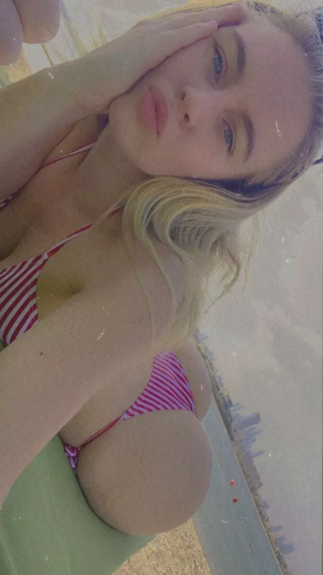 ASS posted by EmiMKS