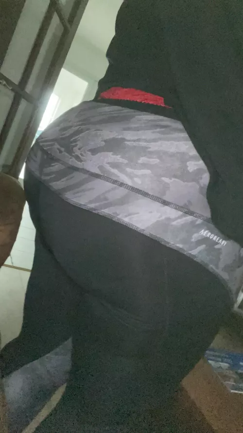 Ass too fat? by Kryssstalx