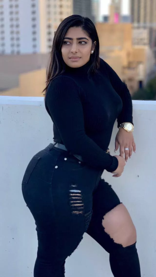 Assghani chick posted by LasherDeviance