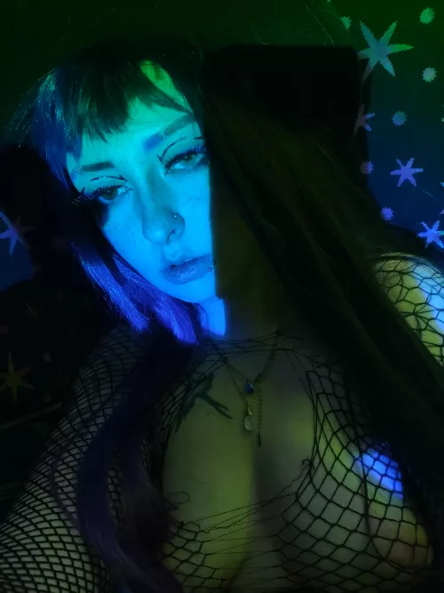 Assume something by looking at me? And goooo! 🙄 by xdream_scapex