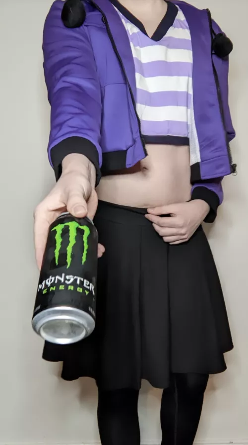 Astolfo offers you a monster, do you take it? by QiQisDeliveryService