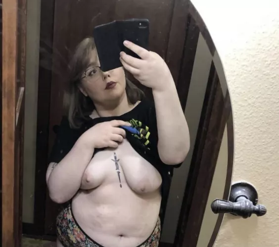 Asymmetrical beauties (OC) 😊 by channefer