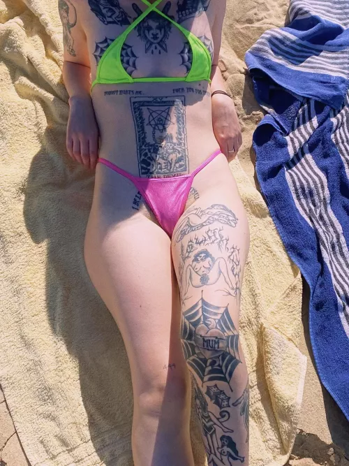 At the beach 🖤 by ropesandchainss