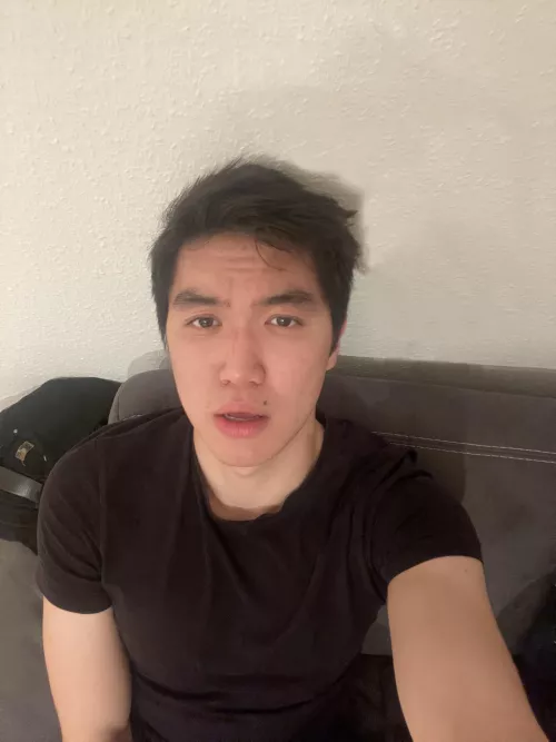 at this point I’m convinced i’m not that pretty haha by AcceptableSea1189