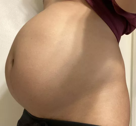 Ate 5 steak tacos, a milkshake, 10 wings, and now Chinese food.. soooo gassy and full! Feeling so much moving around.. #farting #farts #fart #gassy #bloated #stuffing #feedee #feeder by No_Cheek_8051