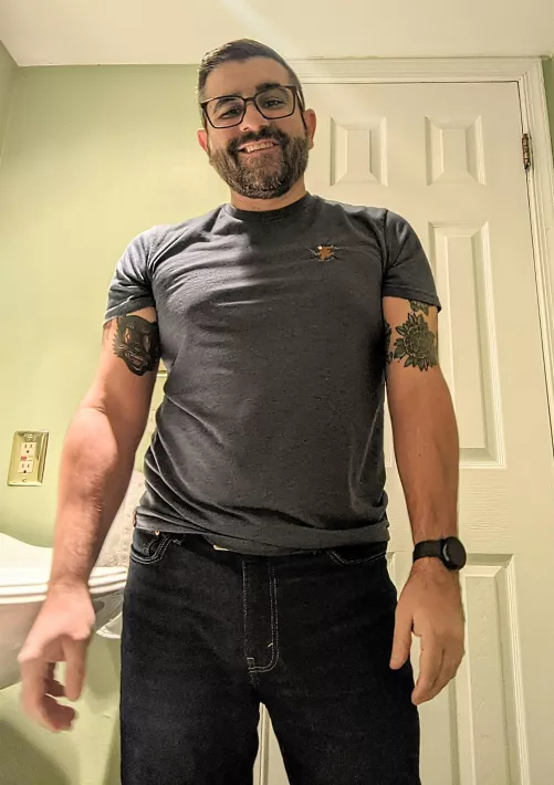 Attempted to fix poor bathroom lighting. by GordieBourbon