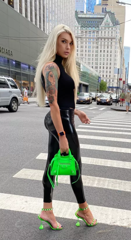 Aubrey Kate Latex by wayathrowwa