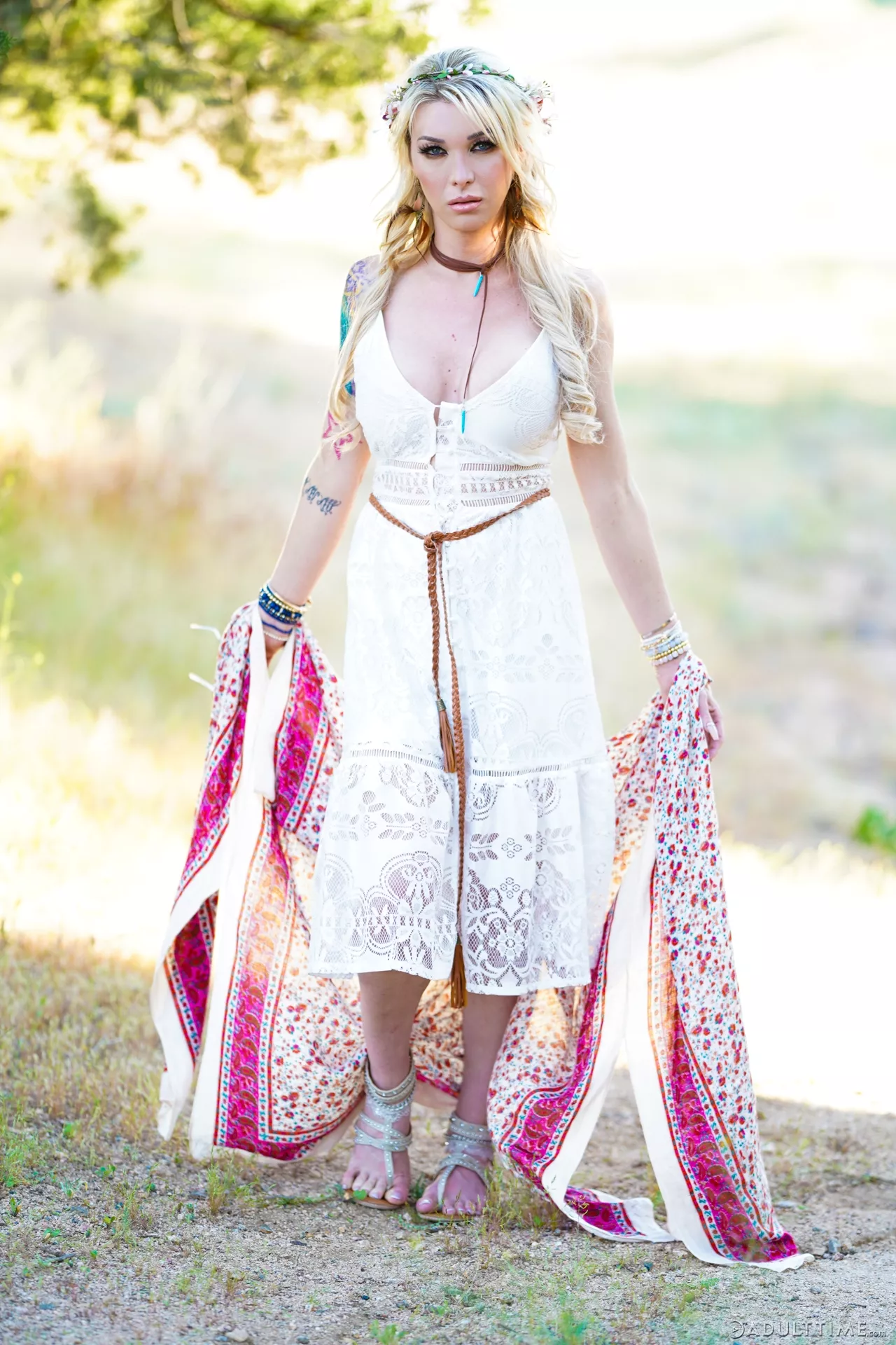 Aubrey Kate posted by longhotshoweralws