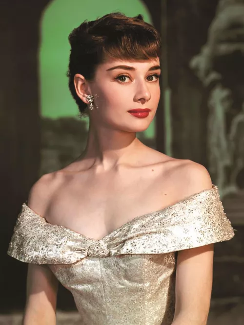 Audrey Hepburn by lebsages