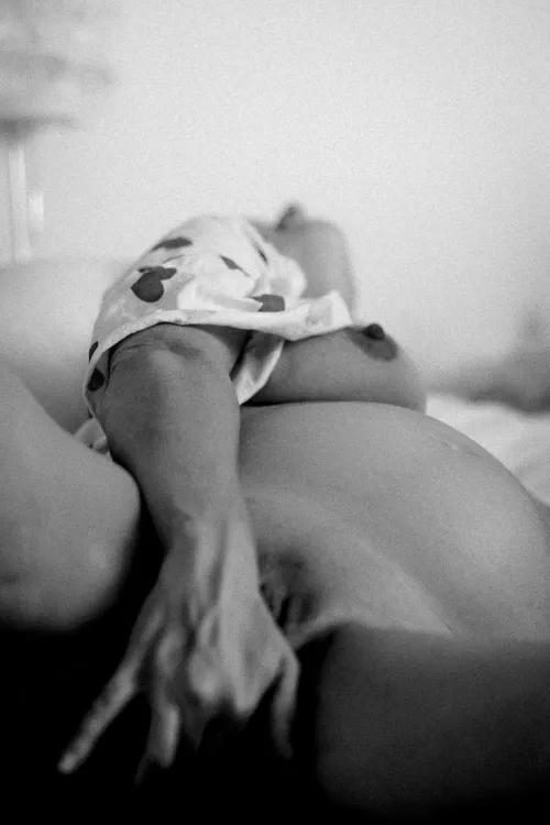 Aussie mum is having fun 💋 by inyourroomproject