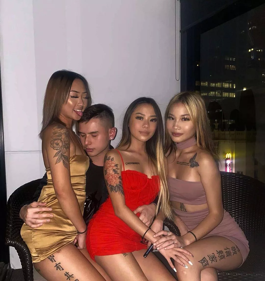 Australian ABGs starting young posted by AnnaDDC