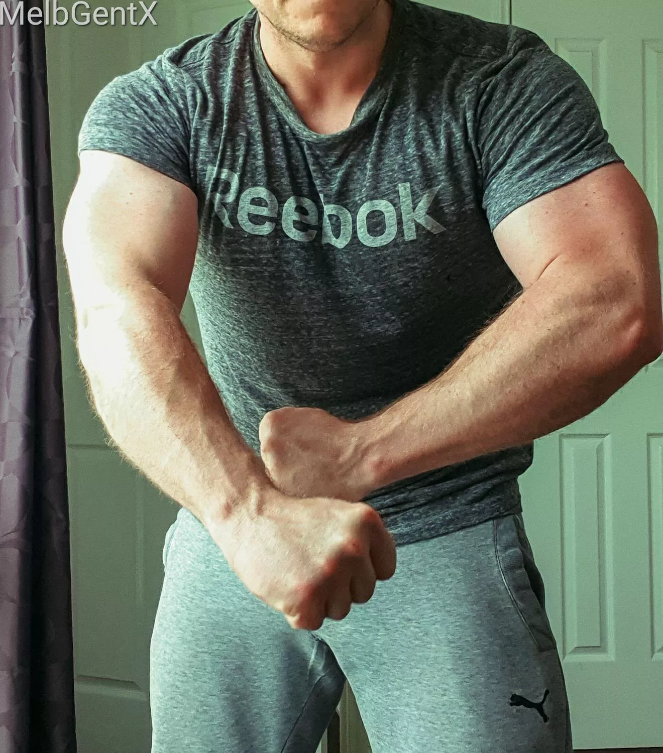 Australian forearms ready to take you in posted by MelbGentX