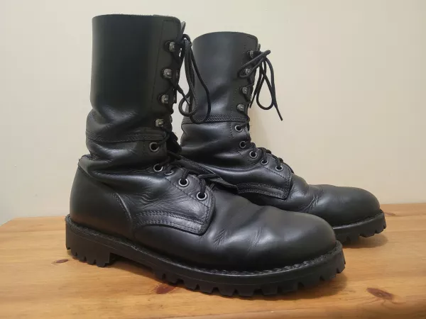 Austrian paratrooper boots, resoled with Vibram commando soles. Freshly polished up and ready for some wear. by Jommy-Tarvis