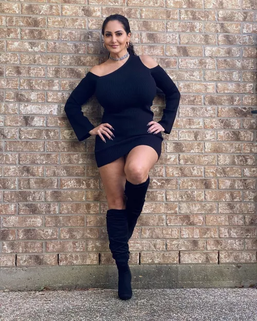 Ava Addams by Green_Arrow17