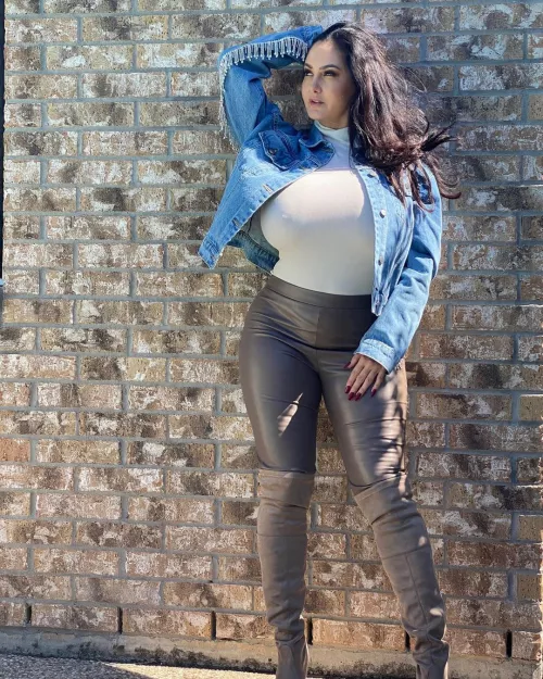 Ava Addams by Green_Arrow17