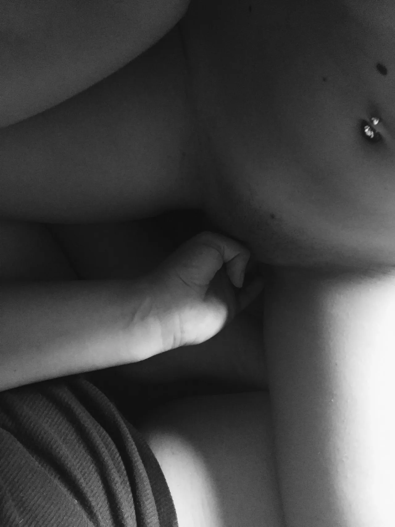 Ava and Zoe posted by saudelobaes