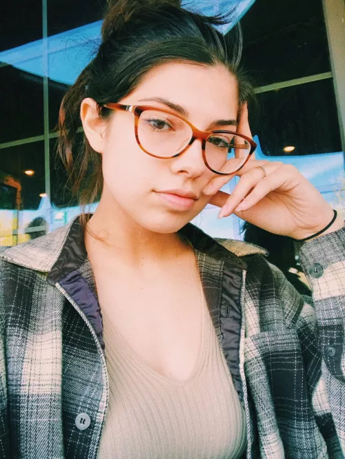 Ava Taylor by moartwo