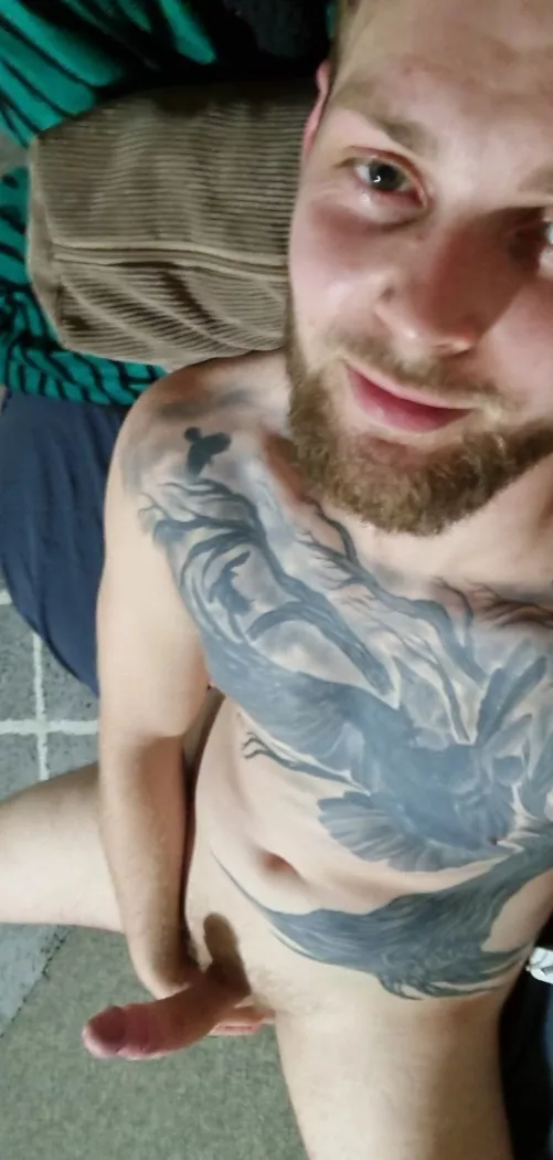 Average guy who needs motivation to improve 😅 by Boring_Disaster_vex