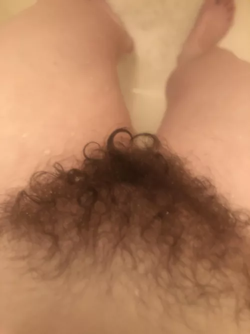 awww, spotted a little heart in my bush getting out of the shower 🥰 by occasionallycherry