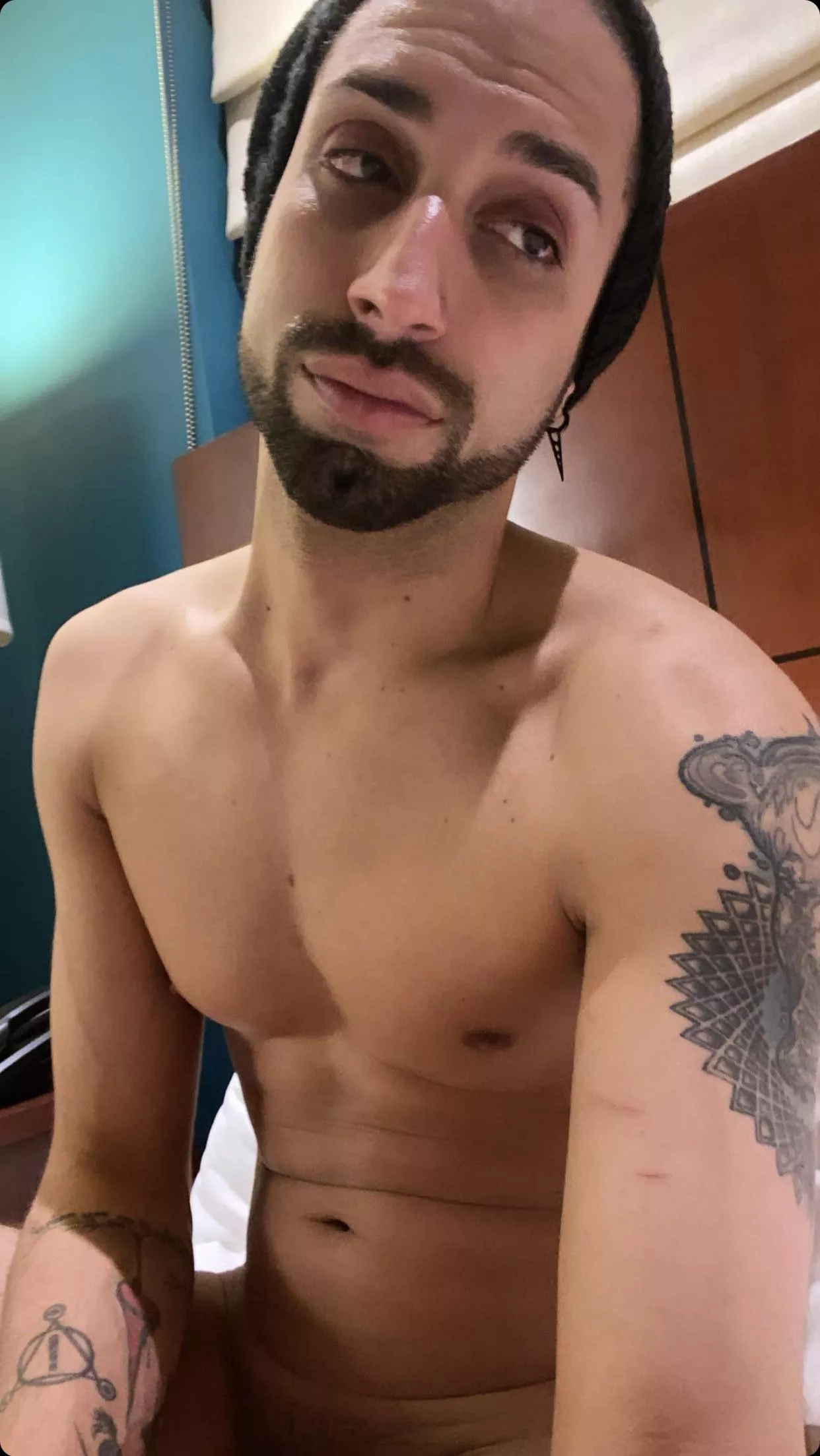 Axel Andrews via Instagram. Anyone have anything better? 👀 posted by ShesMarshmallow