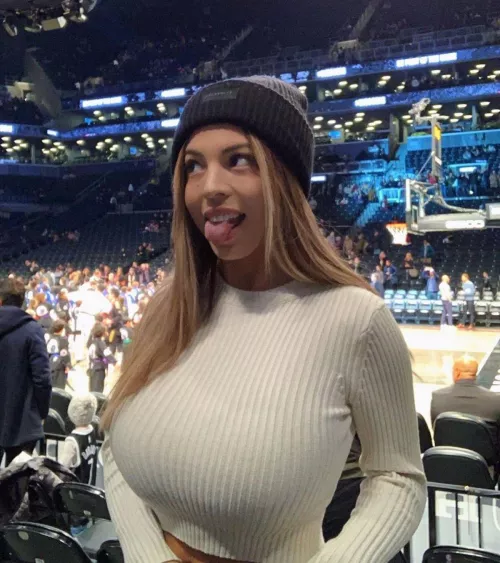 Ayalaa Covered Up by thecrisisonreddit