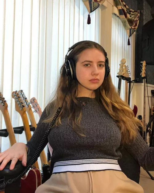 Ayla Tester Mabe. Huuuuuge. But she always dresses so conservative 😵‍💫 by fillmoreeast1970