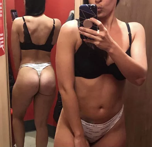 [BA] Who wants to workout with me 💦 by ButtholePlayhouse