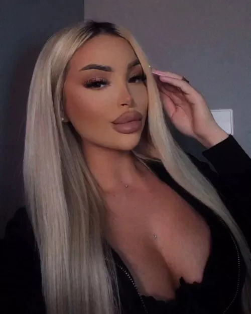 __babbsyy__ by gooningaccount