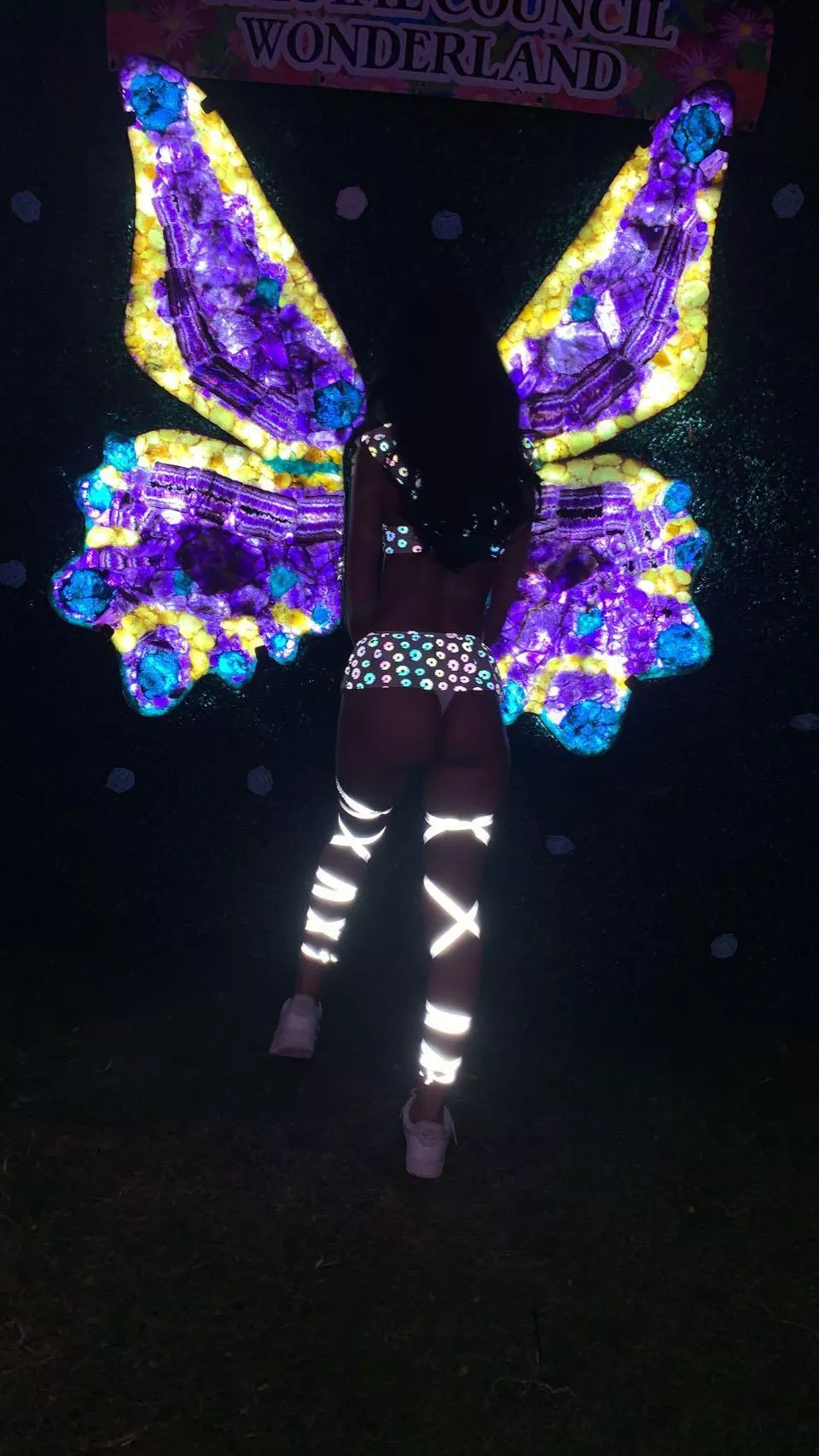 Baby I’m electric 💗⚡️ posted by Paolaspooks