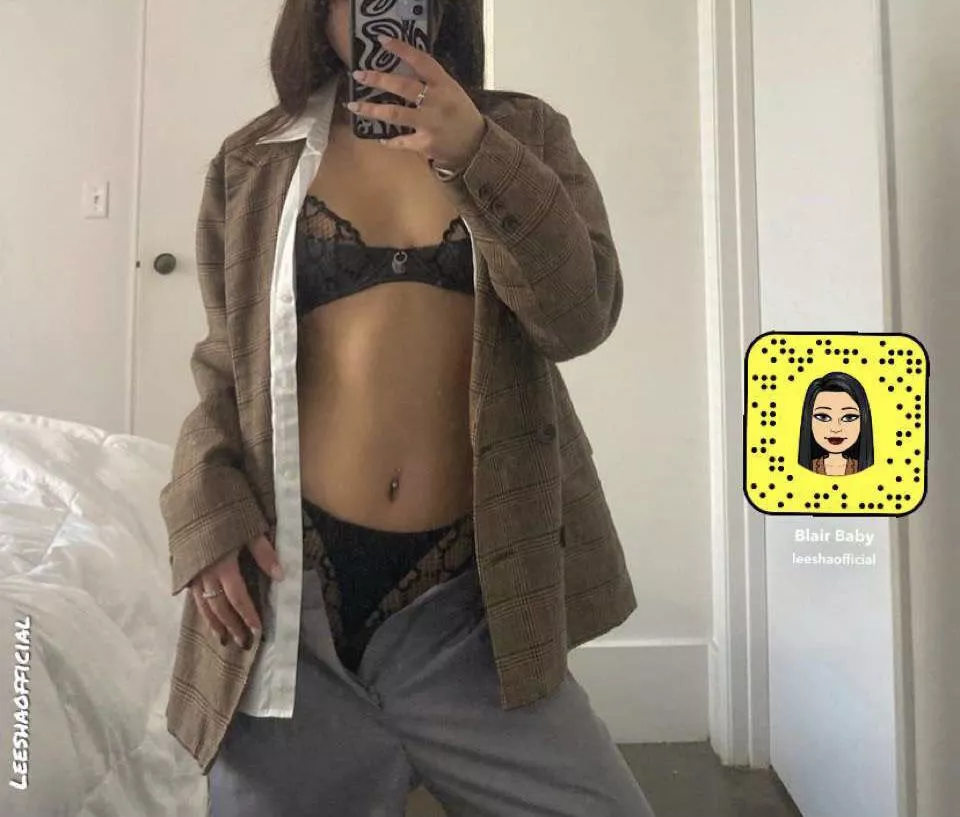 Baby’s a little wet 👅 posted by neptunebbyy