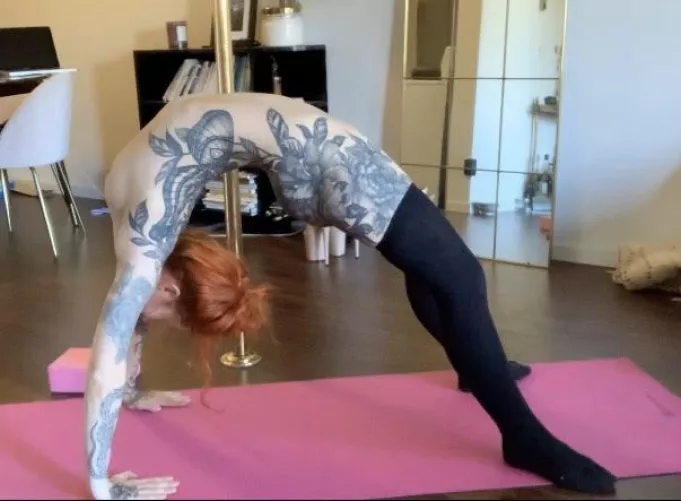 Back arch ! by lulushortfor