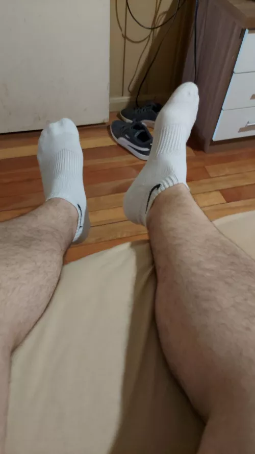 Back from the gym by JustAMe95