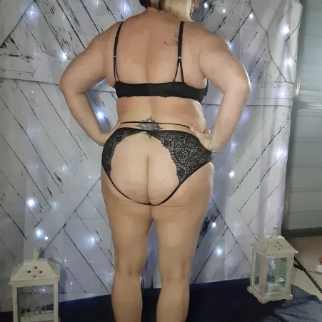 Back in Black by tammyjoman