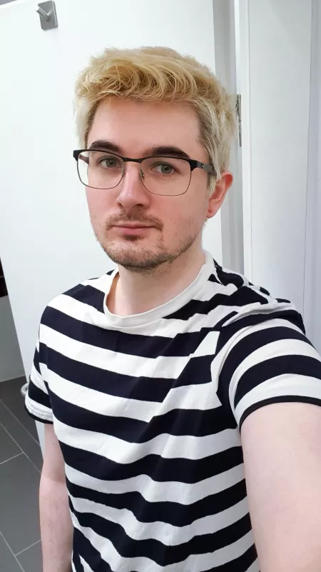 Back in blond 💁🏼‍♂️ by CockSailor