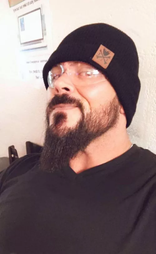 Back to work today, hope everyone is having a good Yule 😉😈 by teddybiggs