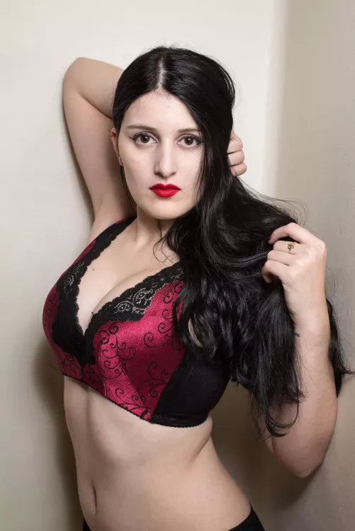 Back when I had long black hair 💕 by carmensophie_model