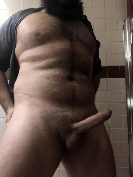 Bad lighting but shows the best qualities by masterreid69